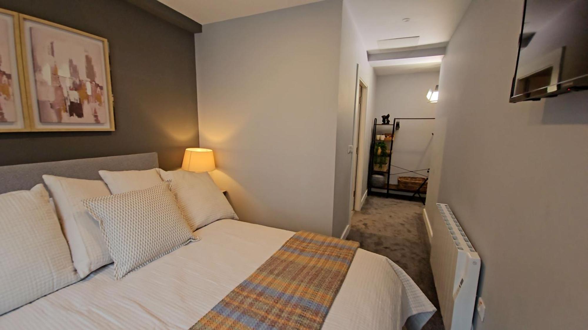 Madison House Apart otel Galway Dış mekan fotoğraf
